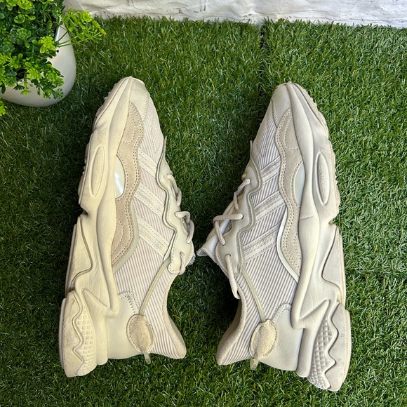 ADIDAS OZWEEGO SHOES men size 8.5 Bliss/ Bliss / Bliss/gently used - Picture 11 of 16